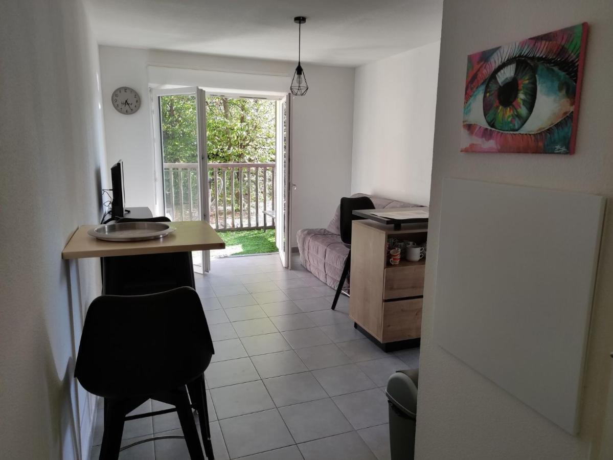 Superbe appartement en rez-de-jardin à LANTON Lanton Exterior foto